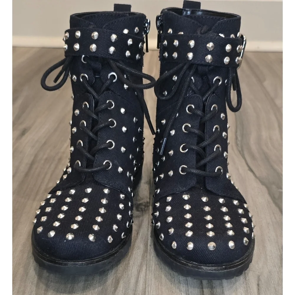 GB GIRLS Black Studded Lace-Up Combat Boots, Size 1